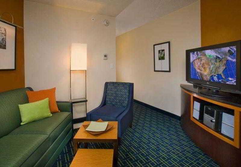 Fairfield Inn & Suites By Marriott Oklahoma City Nw Expressway/Warr Acres Exteriör bild